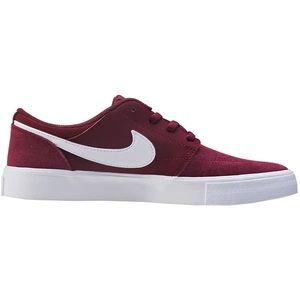 Boys Nike SB sneakers 🎉Host pick